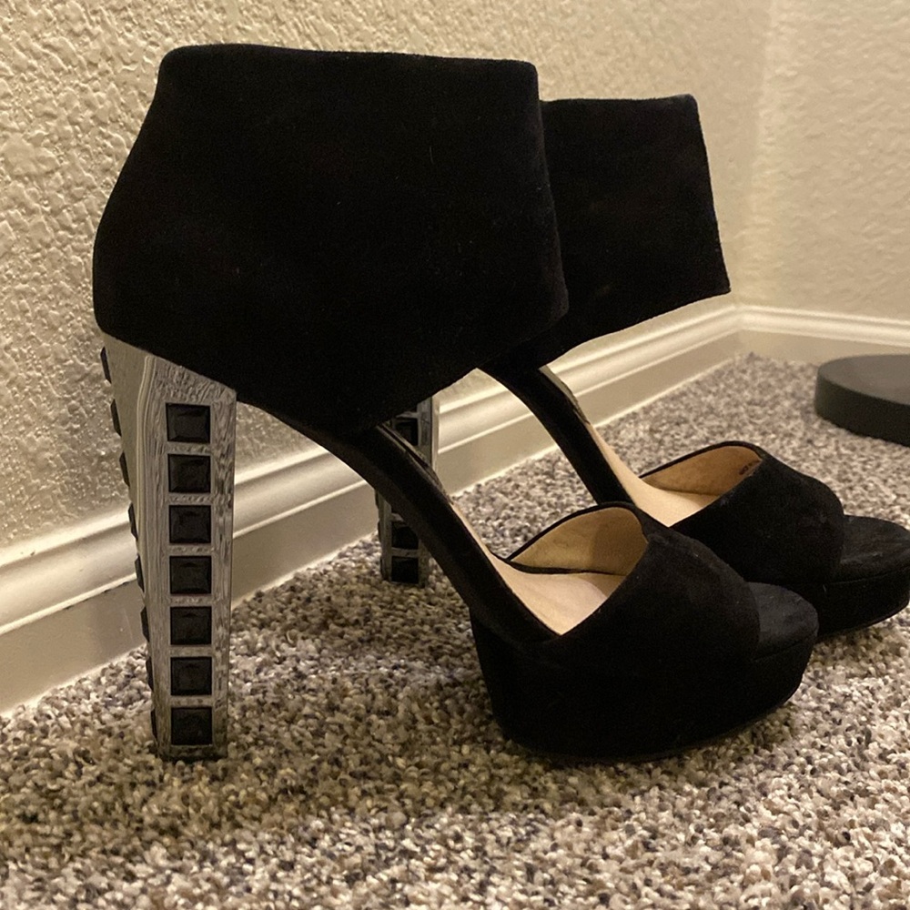 Size 7 Michael Kors Sexy heels